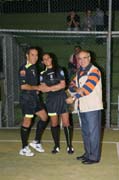 015 Gli arbitri Roberto Teseo Luisa Fecola e l ex Gianni Cosimelli IMG_1340_6