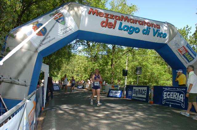 2-2006_05_28-Mezza-Maratona-Lago-di-Vico-Ronciglione- 084